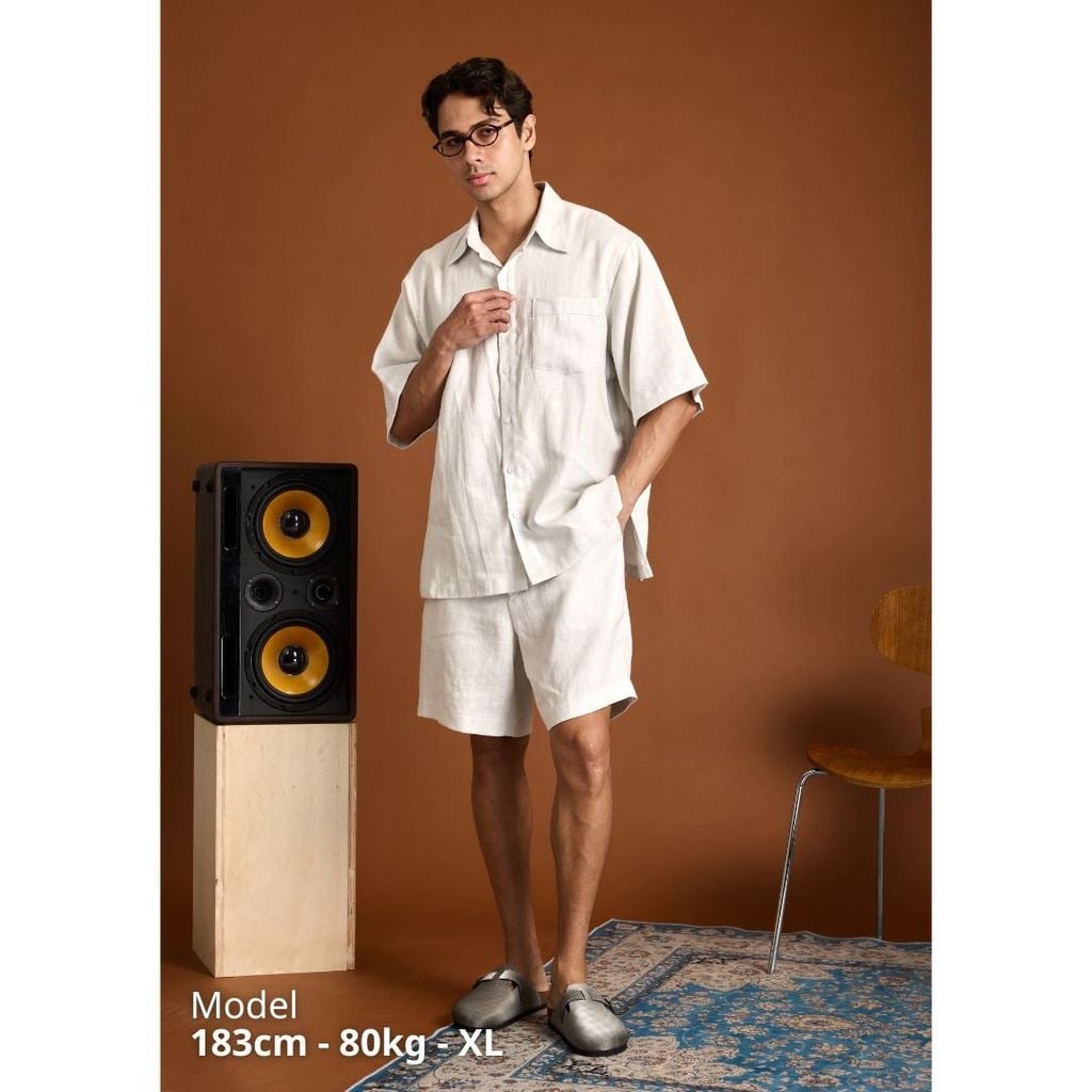Áo Sơ Mi Nam Relax Form Rộng, Cổ Thường, Lai Ngang Linen Solene Vải Mềm Mát HISHOO A1T003