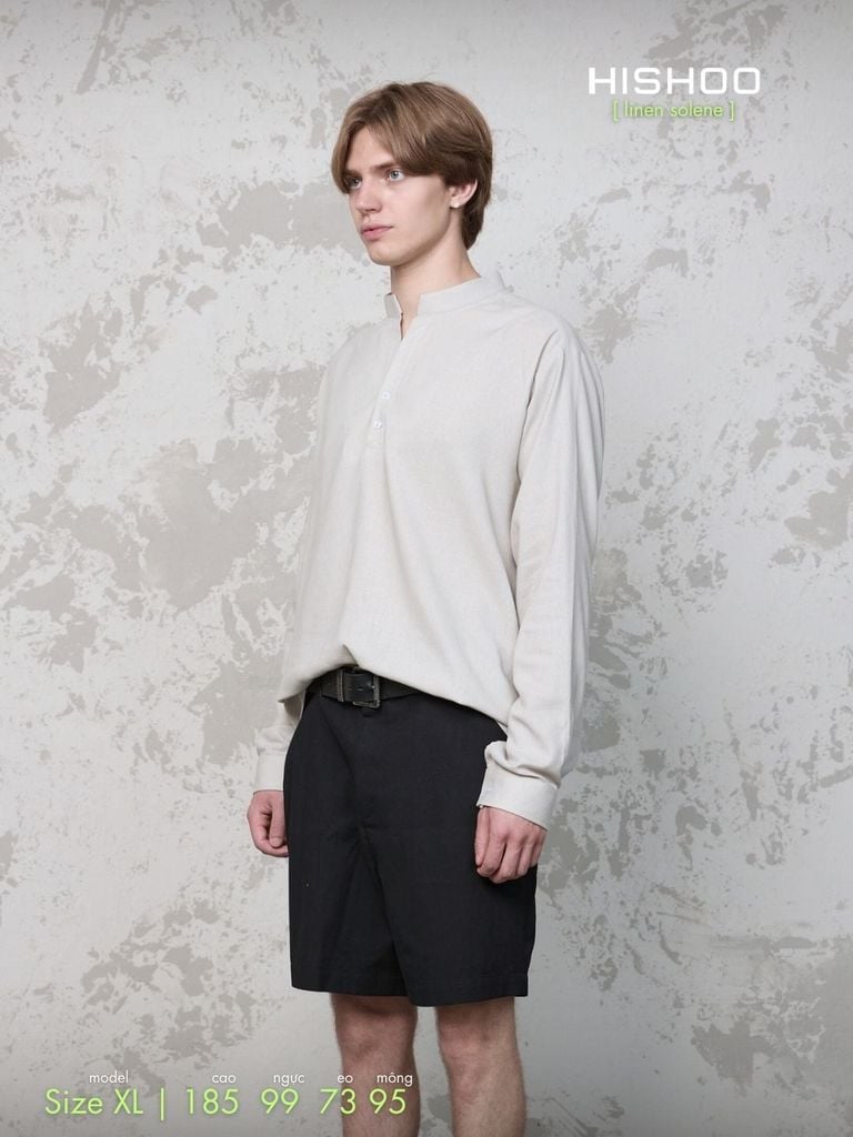 Áo Sơ Mi Nam Tay Dài Xám Tro Relax Form Rộng, Cổ Polo Tàu Vuông, Xẻ V Linen Solene Vải Mềm Mát HISHOO A3T002