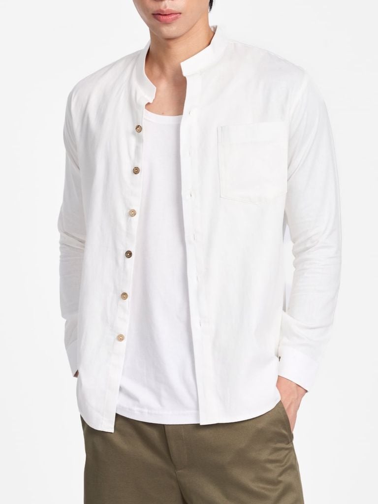 Áo Sơ Mi Nam Nút Gỗ Tay Dài Relax Form Rộng, Cổ Tàu Vuông, Lai Ngang Linen Solene Vải Mềm Mát HISHOO A2T002
