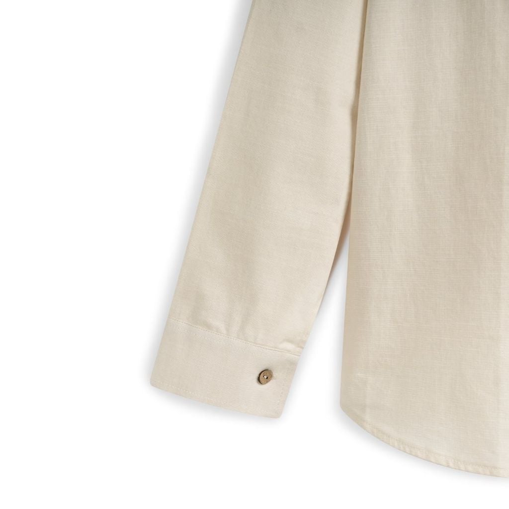 Áo Sơ Mi Nút Gỗ Tay Dài Nữ Relax Form Rộng, Cổ Thường, Lai Ngang Linen Solene Vải Mềm Mát HISHOO A2G003