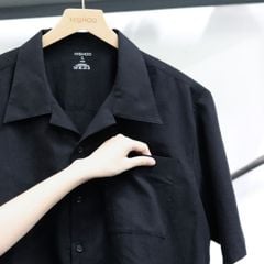 Áo Sơ Mi Đen Nam Relax Form Rộng, Cổ Danton, Lai Ngang Linen Solene Vải Mềm Mát HISHOO A1T004