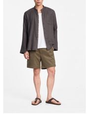 Áo Sơ Mi Nam Nút Gỗ Tay Dài Relax Form Rộng, Cổ Tàu Vuông, Lai Ngang Linen Solene Vải Mềm Mát HISHOO A2T002
