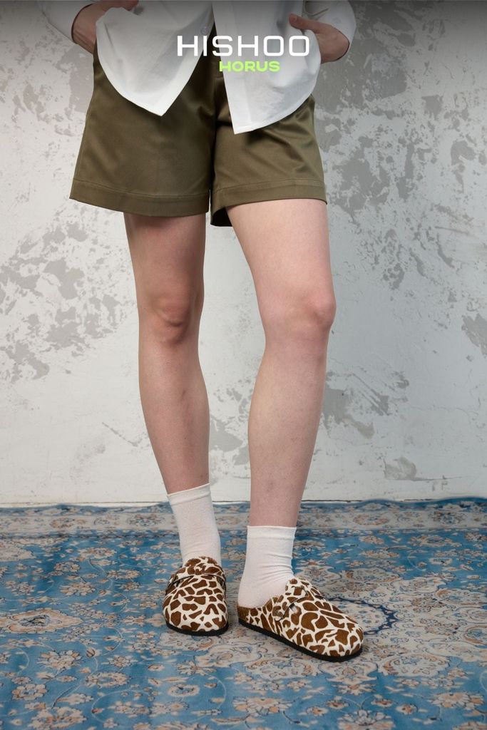 Dép đế trấu sục Boston quai ngang Bò sữa CowHide HISHOO H109