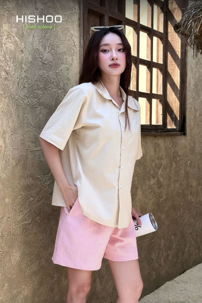 Áo Sơ Mi Kem Nữ Relax Form Rộng, Cổ Danton, Lai Ngang Linen Solene Vải Mềm Mát HISHOO A1G004