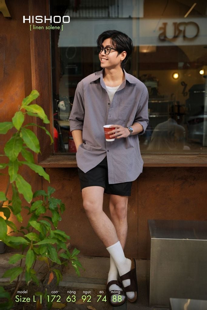 Áo Sơ Mi Nam Xám Môn Tay Dài Relax Form Rộng, Cổ Thường, Lai Ngang Linen Solene Vải Mềm Mát HISHOO A2T003