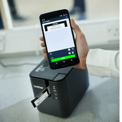 Máy in nhãn Brother PT P900W