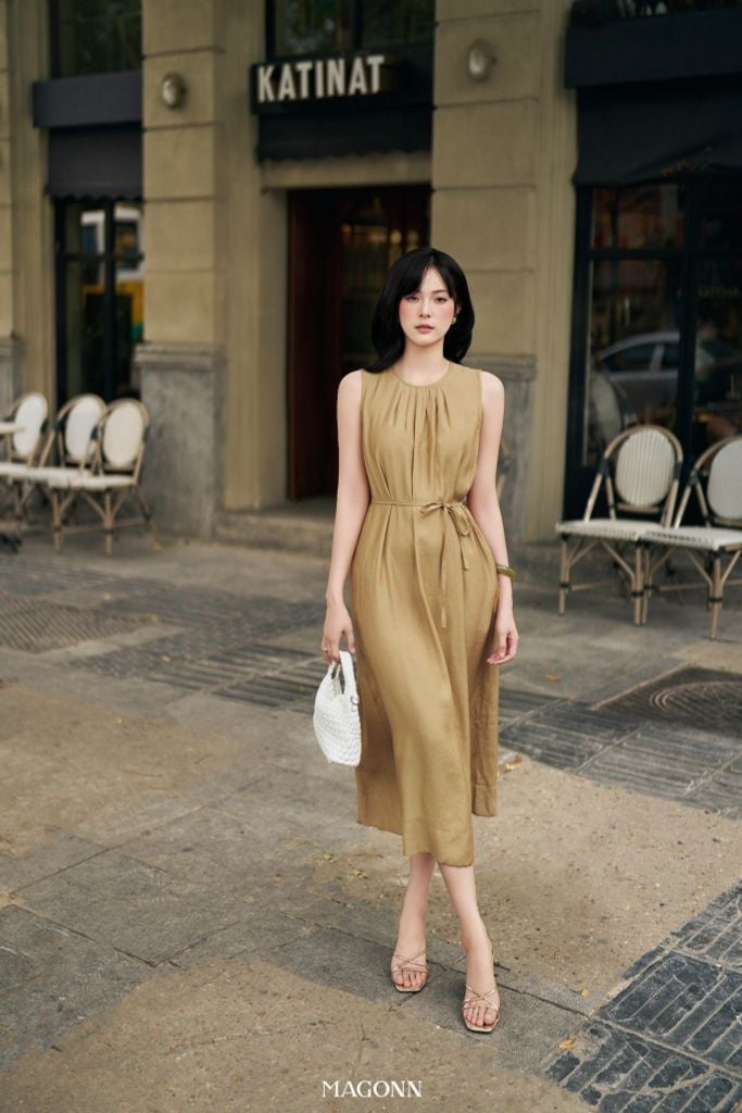 Đầm Jennyn