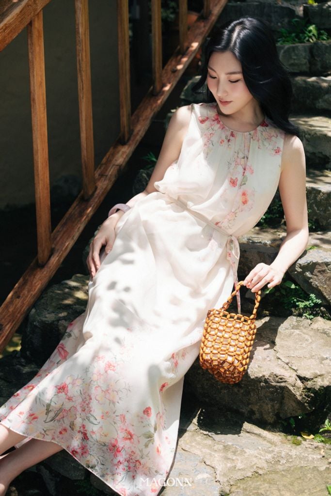 Đầm Naya