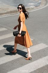 Đầm Rely