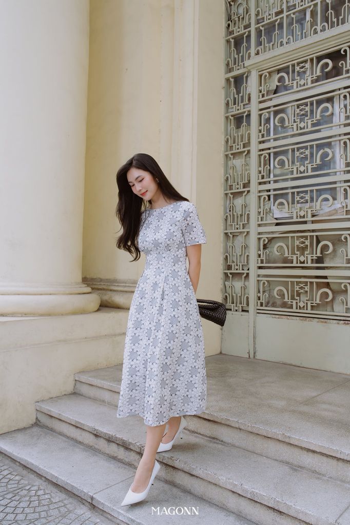 Đầm Mandie