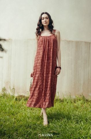 Đầm Perla