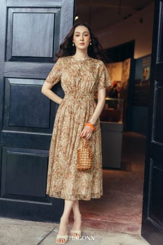 Đầm Hina