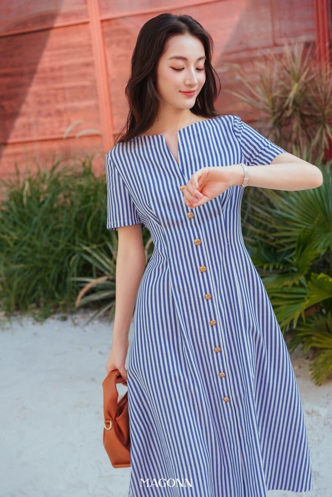 Đầm Largot
