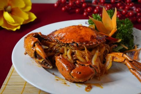  Pan-fried Ca Mau Crab With Lua Dai Viet Sauce - Cua Cà Mau Sốt Lúa Đại Việt (Giá tính theo 1 con 300 gram) 