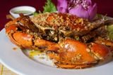  Pan-fried Ca Mau Crab With Garlic & Butter - Cua Cà Mau Cháy Bơ Tỏi (Giá tính theo 1 con 300 gram) 