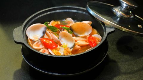  Steamed Clam In Thai Style - Nghêu Hấp Thái 