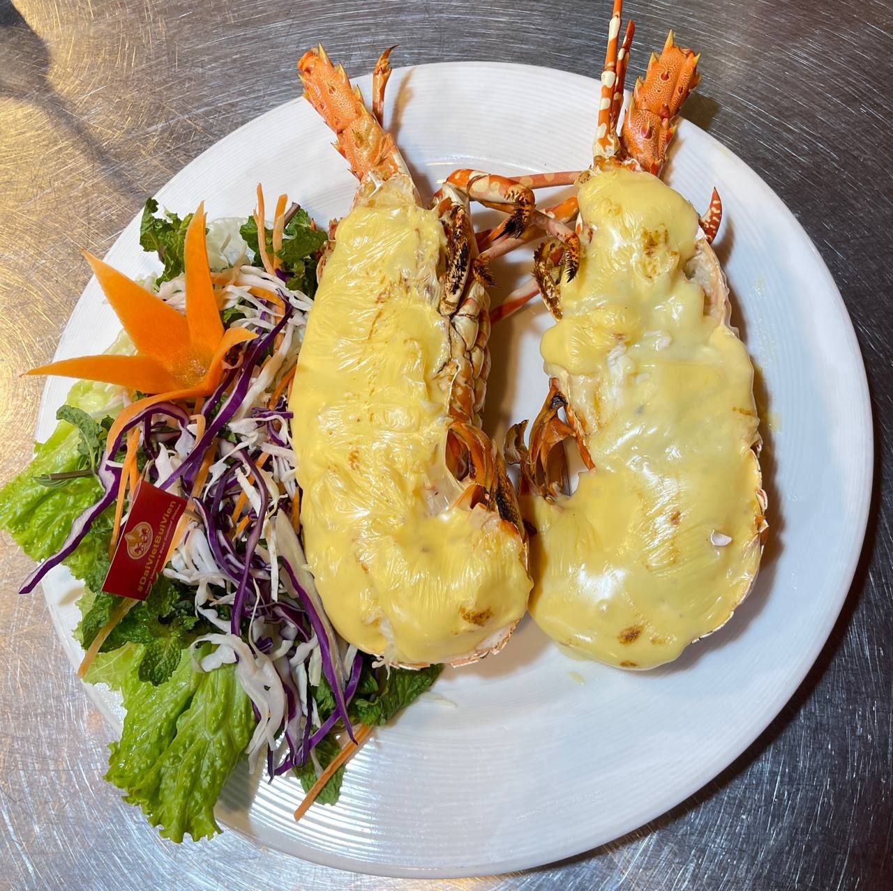  Tôm Hùm Bông Đút Lò Phô Mai (Giá tính theo 1 con kích thước 600 gram) - Baked Tropical Rock Lobster With Cheese 