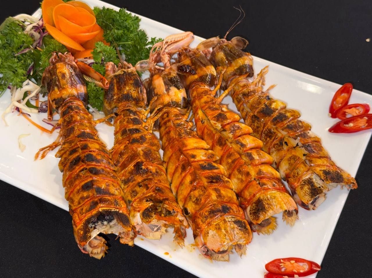  Grilled Live Mantis Shrimp With Salt & Chilli - Tôm Tích Nướng Muối Ớt (Giá tính theo phần 300 gram) 