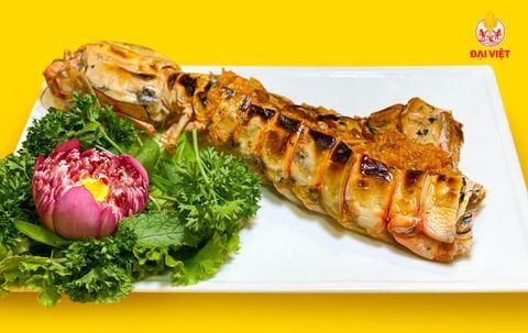  Grilled Giant Mantis Shrimp With Garlic Butter - Tôm tít khổng lồ nướng bơ tỏi (con 400g) 