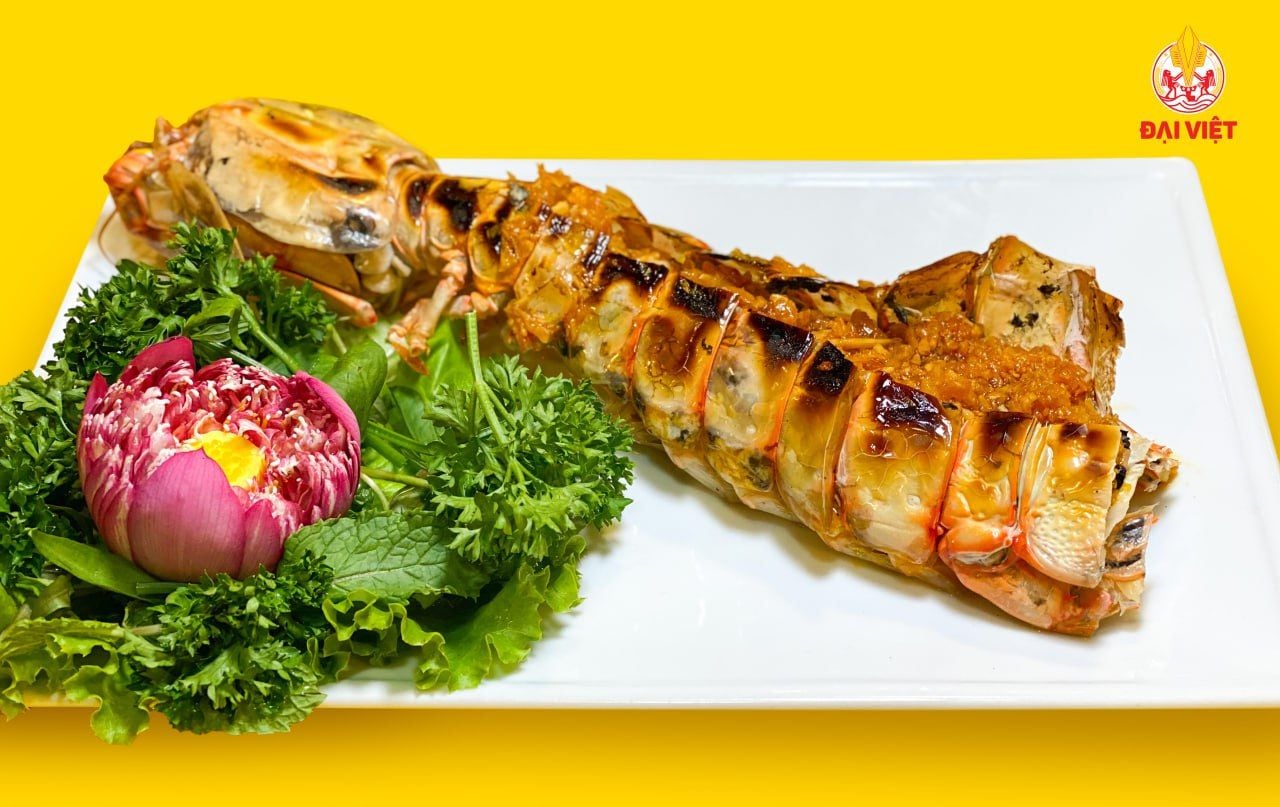  Grilled Giant Mantis Shrimp With Garlic Butter - Tôm tít khổng lồ nướng bơ tỏi (con 400g) 