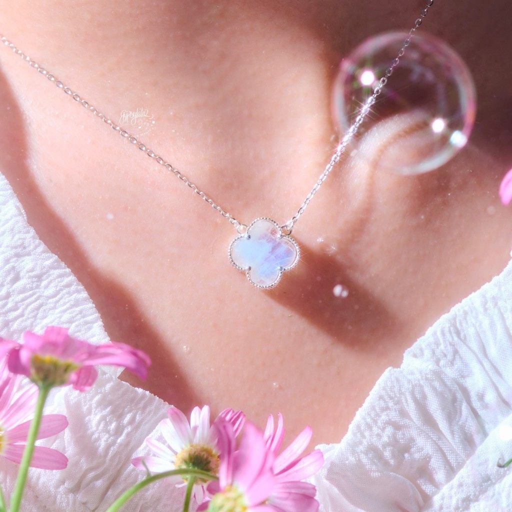  Dây Chuyền Cỏ 4 Lá Ánh Trăng Bọc Bạc GYPSYLALA - Charm Moonstone May Mắn - Xoa diệu tiêu cực - Giúp ngủ ngon 