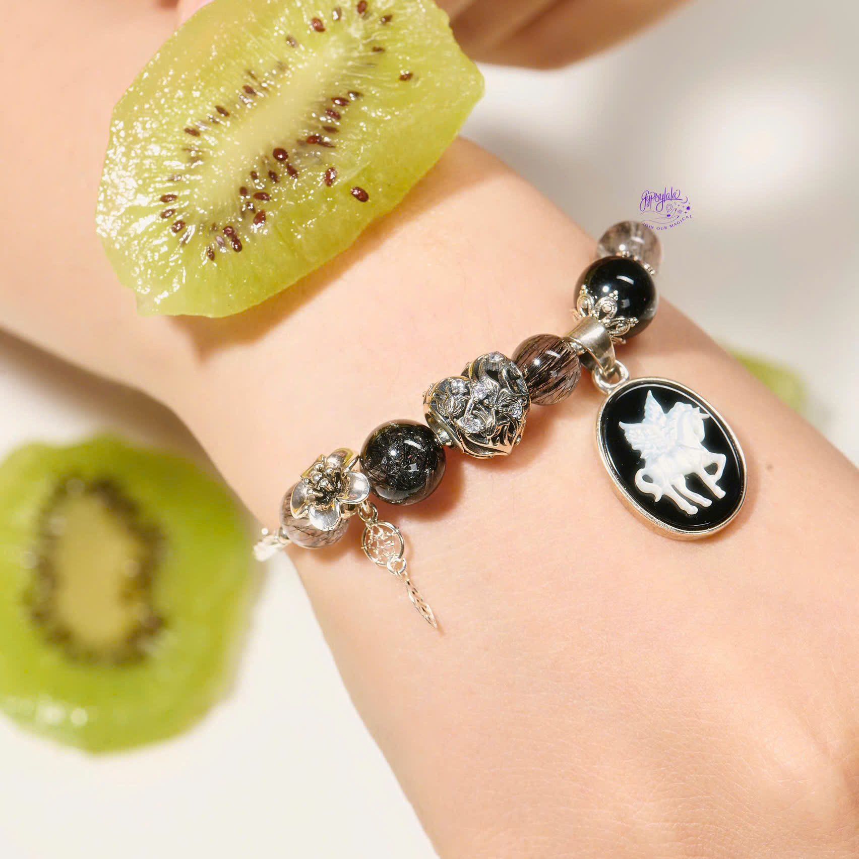  Vòng Tay Thiết Kế Nữ Beachy Vibes Đá Thạch Anh Tóc Đen SP008240 Gypsy.lala 