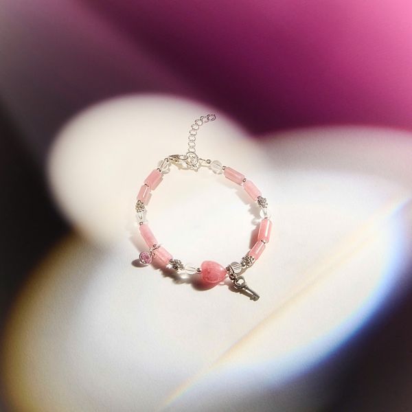  Vòng Tay Black Friday 005 Đá Đào Hoa Charm Ngẫu Nhiên SP008346 Gypsy.lala 