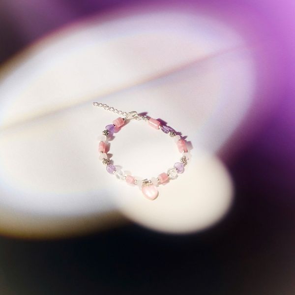  Vòng Tay Black Friday 004 Đá Đào Hoa Charm Ngẫu Nhiên SP008345 Gypsy.lala 