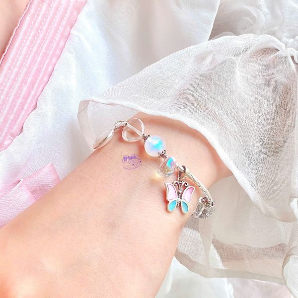  Vòng Tay Black Friday 029 Đá Ánh Trăng Charm Ngẫu Nhiên SP008370 Gypsy.lala 