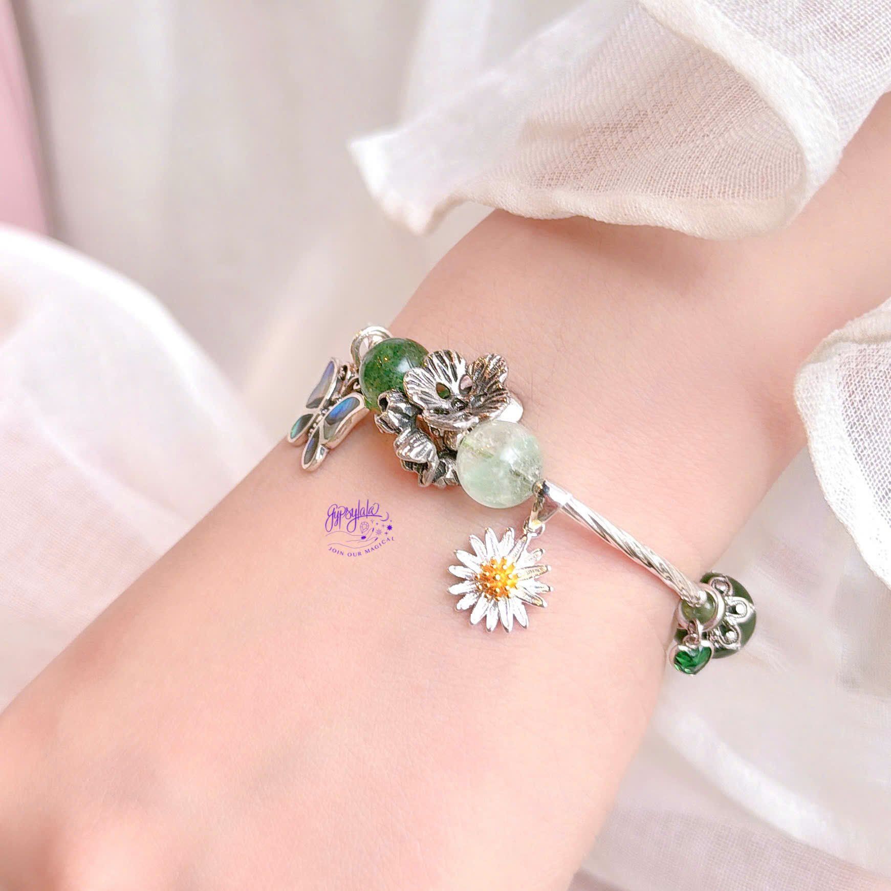  Vòng Tay Black Friday 027 Đá Ưu Linh Xanh Charm Ngẫu Nhiên SP008368 Gypsy.lala 