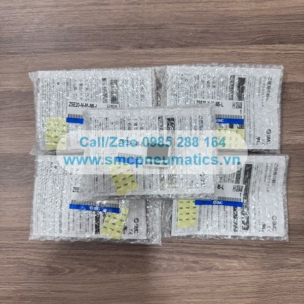  Cảm biến áp suất SMC ISE20-M-C6H-LA1 