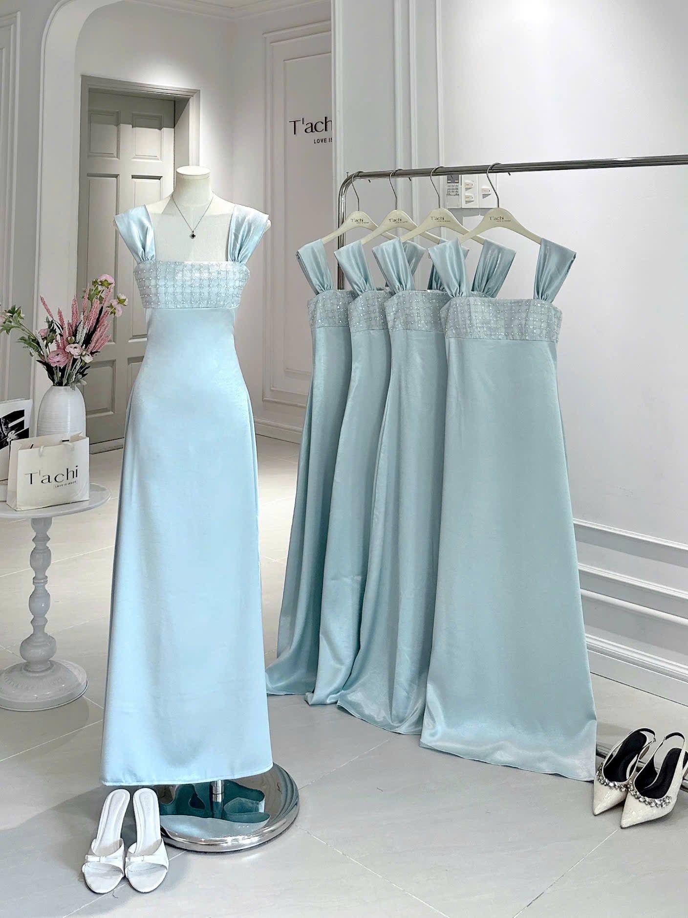  Váy Lụa Xanh Đính Đá 