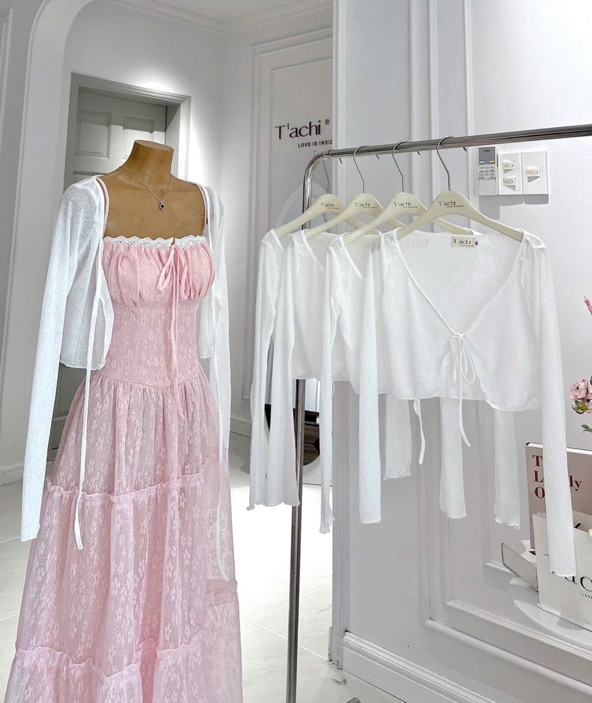  Đầm Hai Dây Ren Pink Muse 