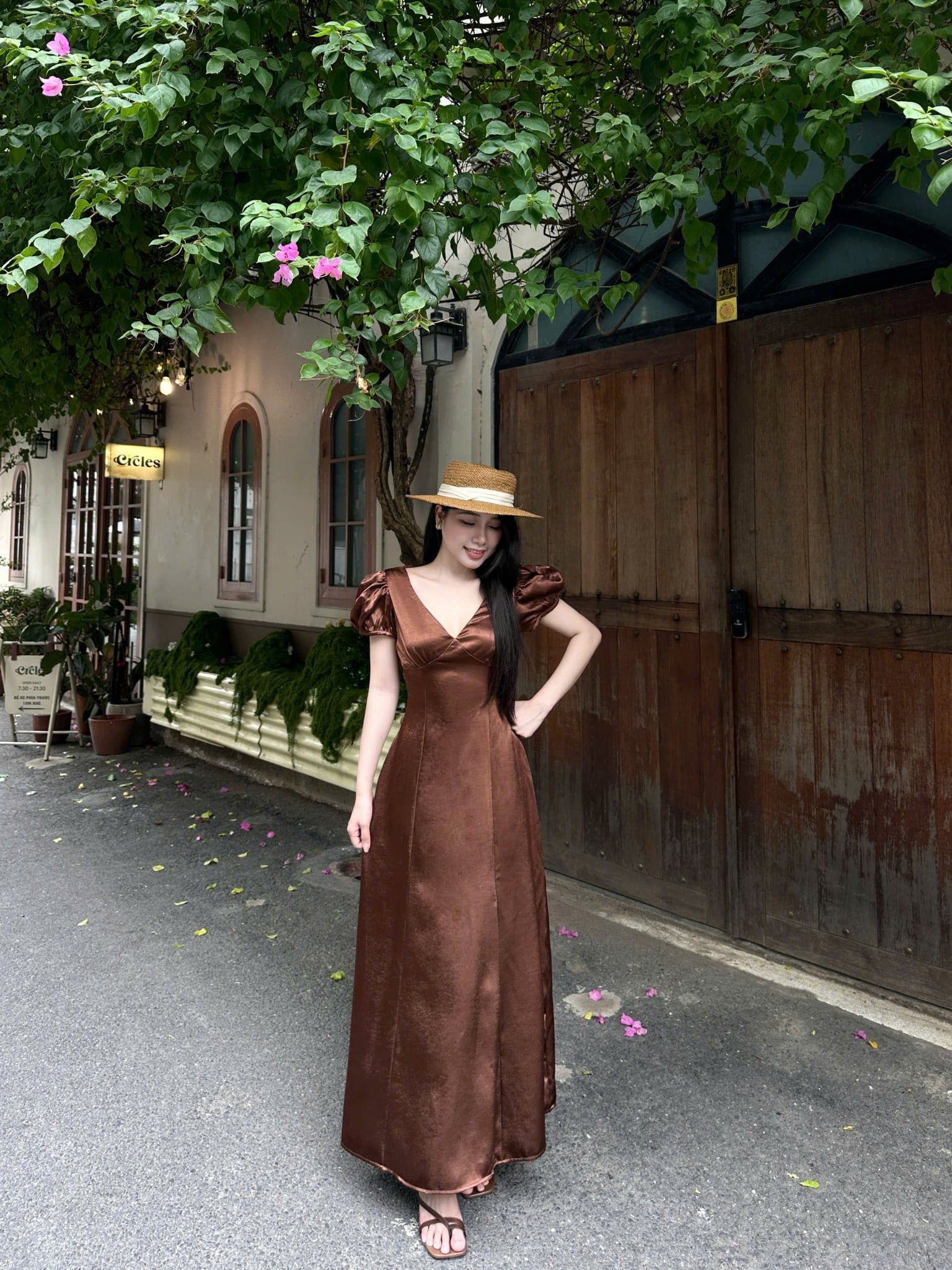  Váy Lụa Chocolate Muse 