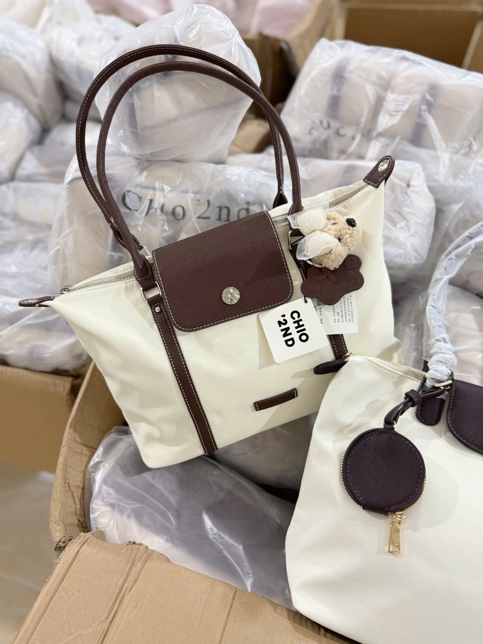  Túi Tote Nữ Vintage Phối Màu – Kèm Charm Gấu Dễ Thương 
