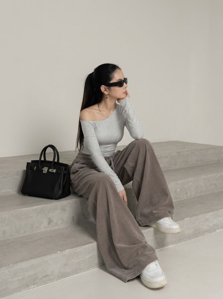 Quần culottes nhung tăm nữ dáng rộng phong cách Hàn Quốc 