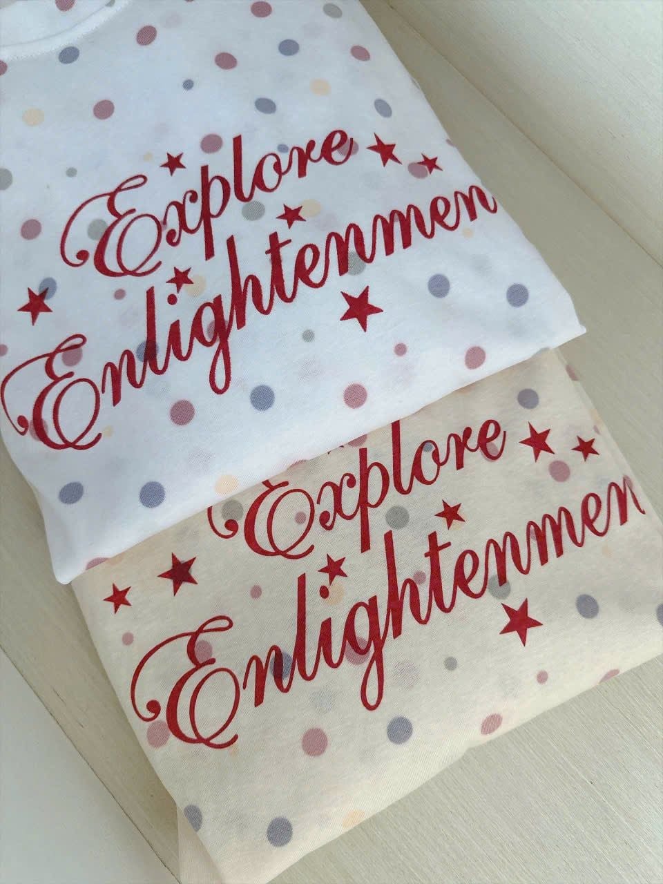  Áo thun dài tay nữ họa tiết chấm bi in chữ "Explore Enlightenmen" phong cách trẻ trung 
