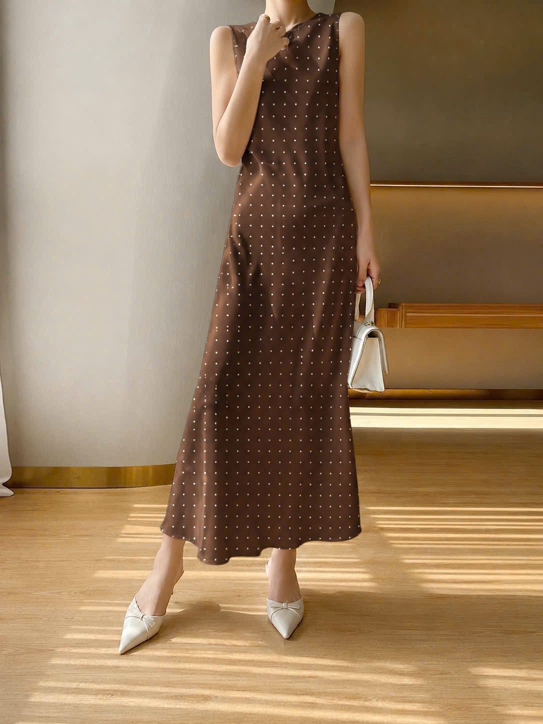  Đầm nữ lụa thiết kế cổ tròn họa tiết chấm bi sang trọng 