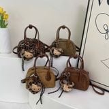  Túi da lộn charm Kitty - dáng trống nữ 