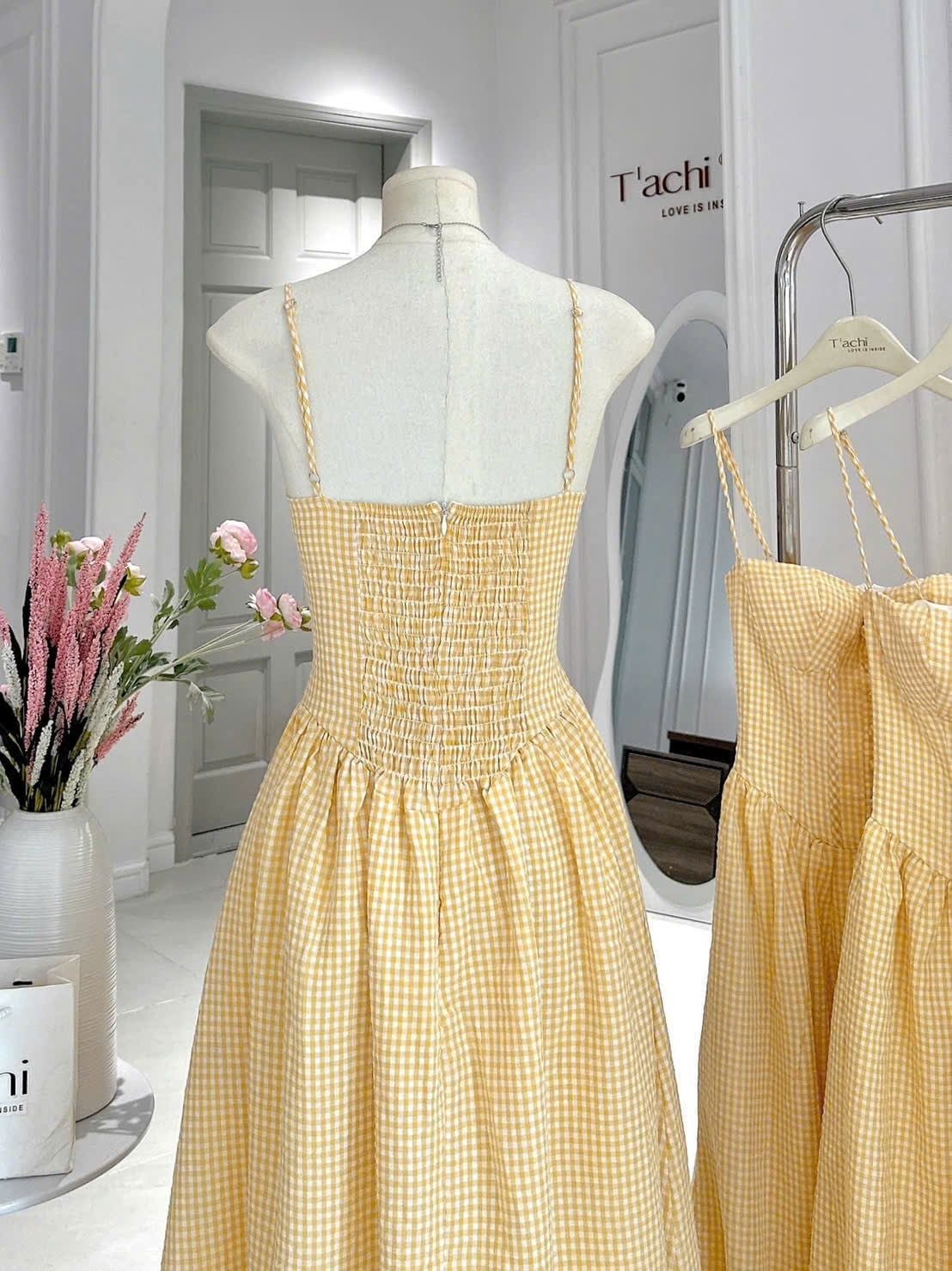  Đầm Nữ Hai Dây Xòe Công Chúa 