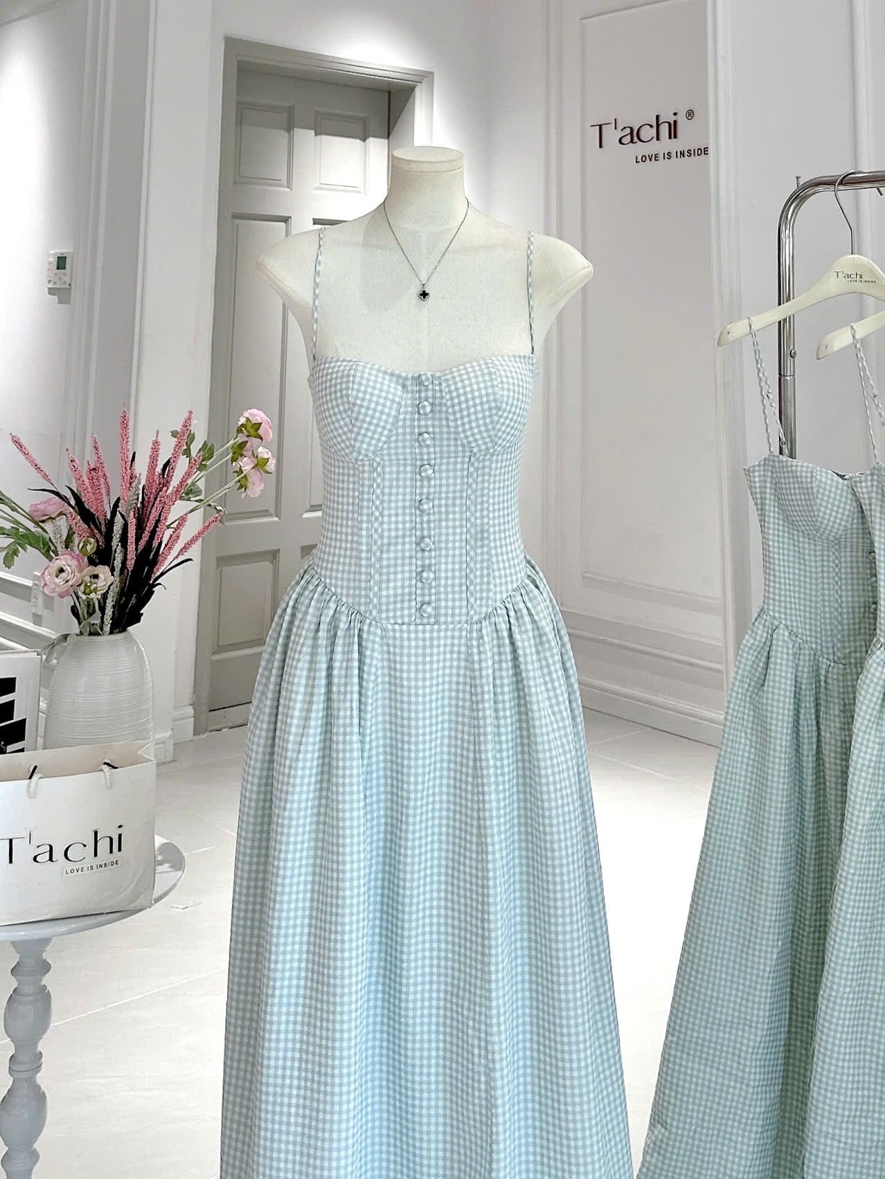  Đầm Nữ Hai Dây Xòe Công Chúa 