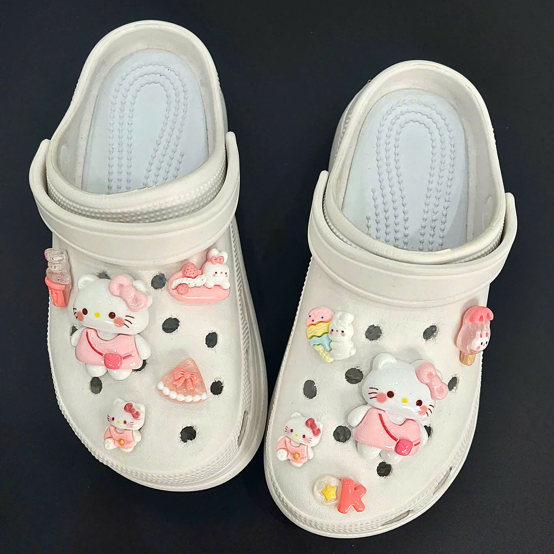  Set jibbitz charms sticker cute nhí nhảnh đa dạng gắn dép sục 