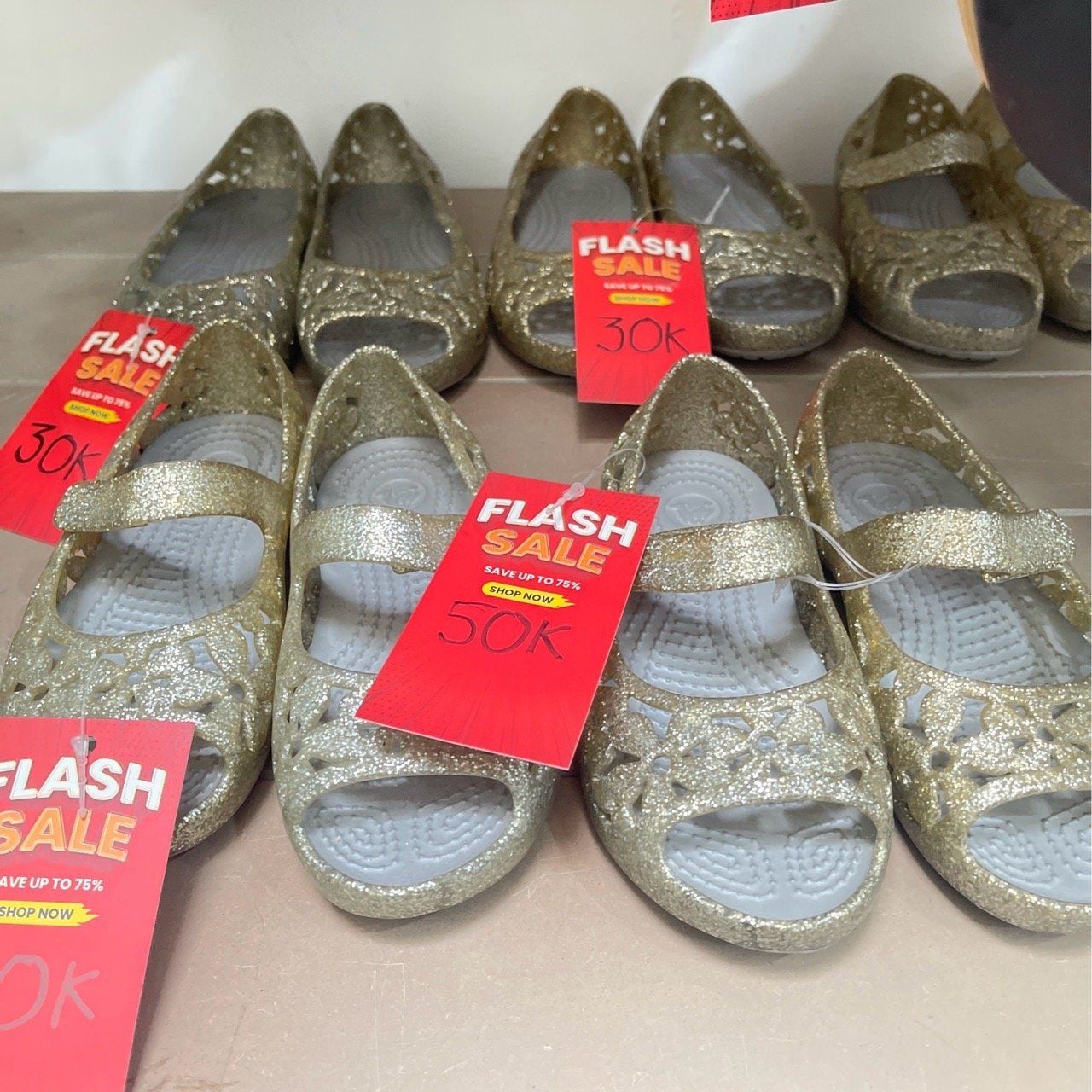  Thanh lý giày dép nam nữ, trẻ em hàng trưng bày SG 