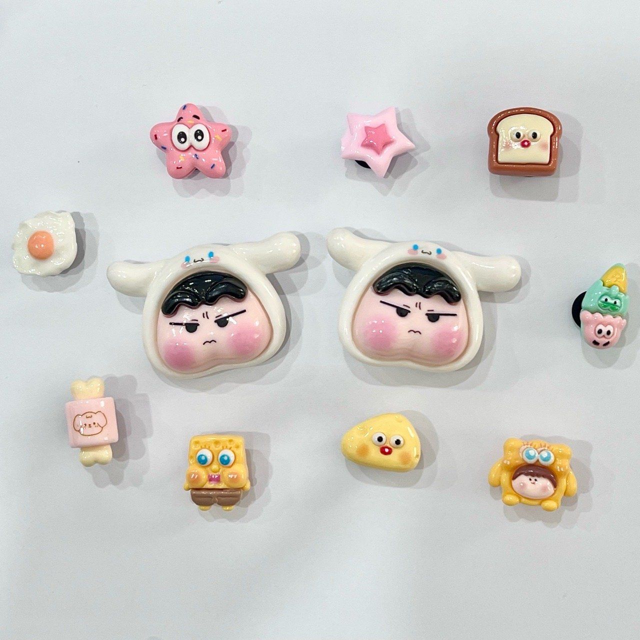  Set jibbitz charms bọt biển, Shin cậu bé bút chì, Cinnamonroll, thủy thủ mặt trăng gắn dép cute nhí nhảnh 