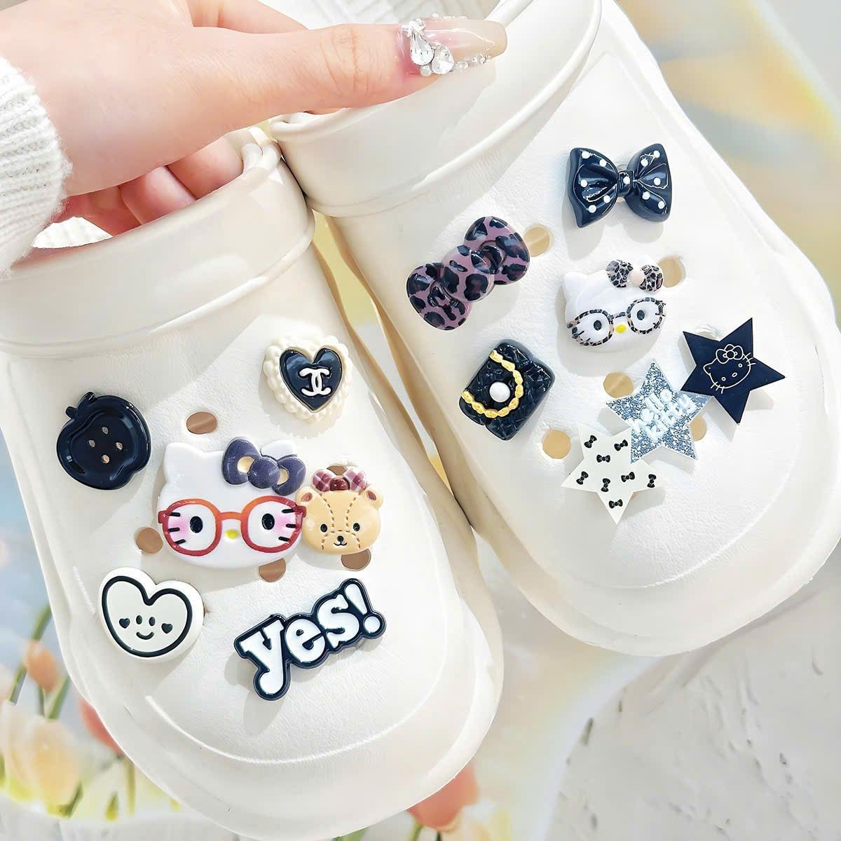  Set jibbitz charms sticker cute nhí nhảnh đa dạng gắn dép sục 
