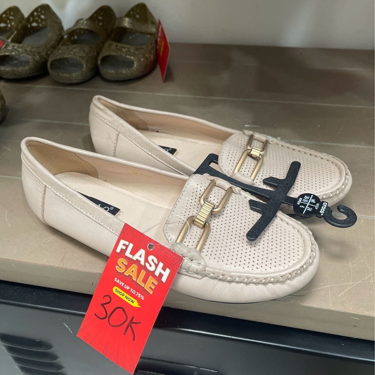  Thanh lý giày dép nam nữ, trẻ em hàng trưng bày SG 