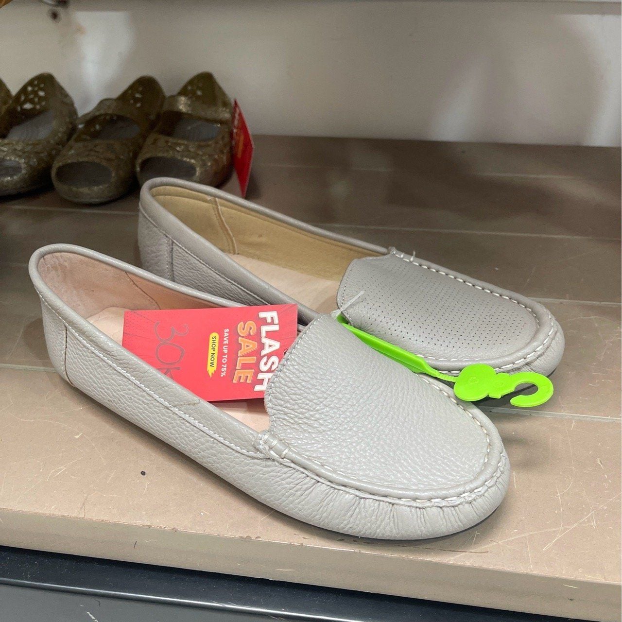  Thanh lý giày dép nam nữ, trẻ em hàng trưng bày SG 