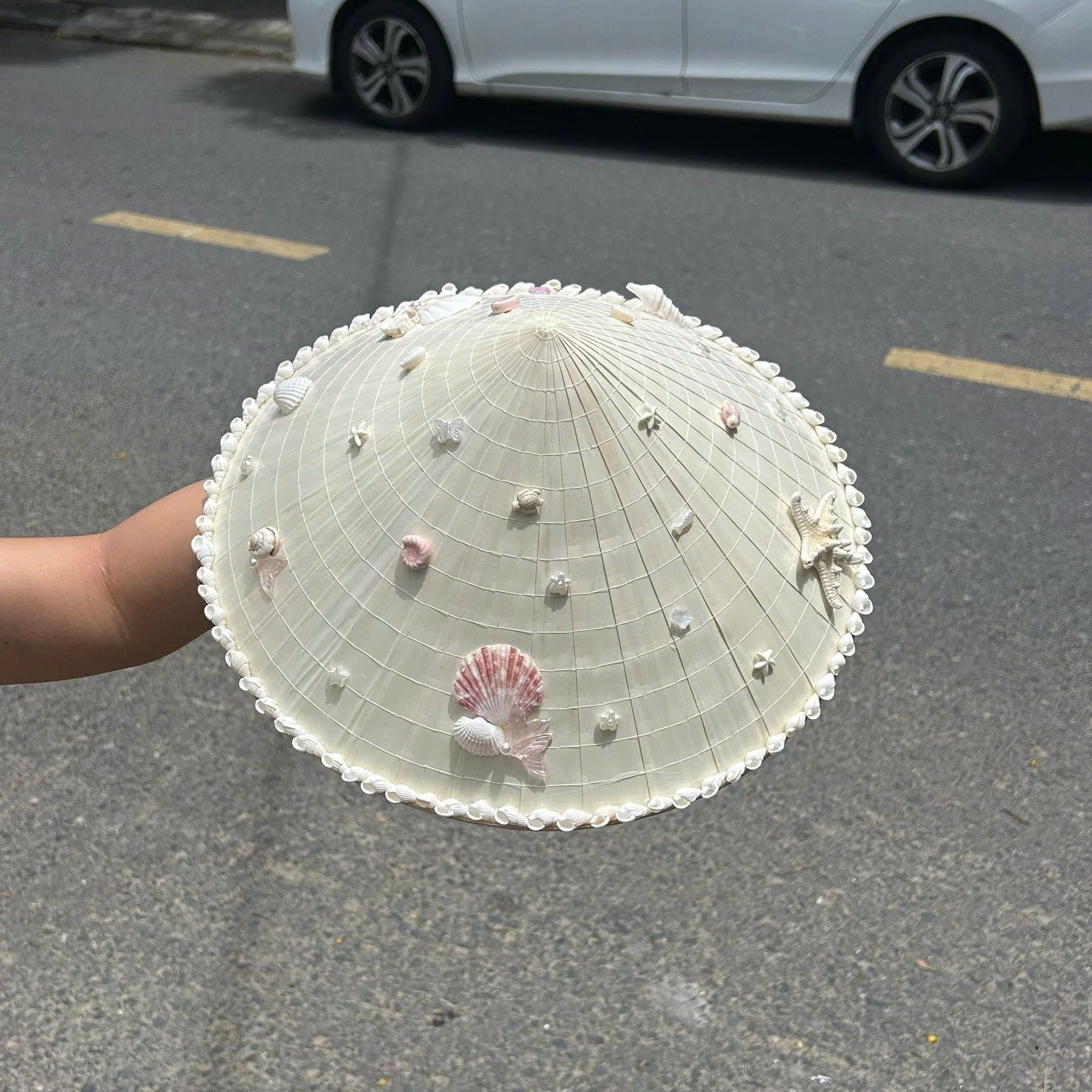 Quà Lưu Niệm 
