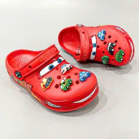  Dép sục Dinas classic McQueen đèn nháy trẻ em 
