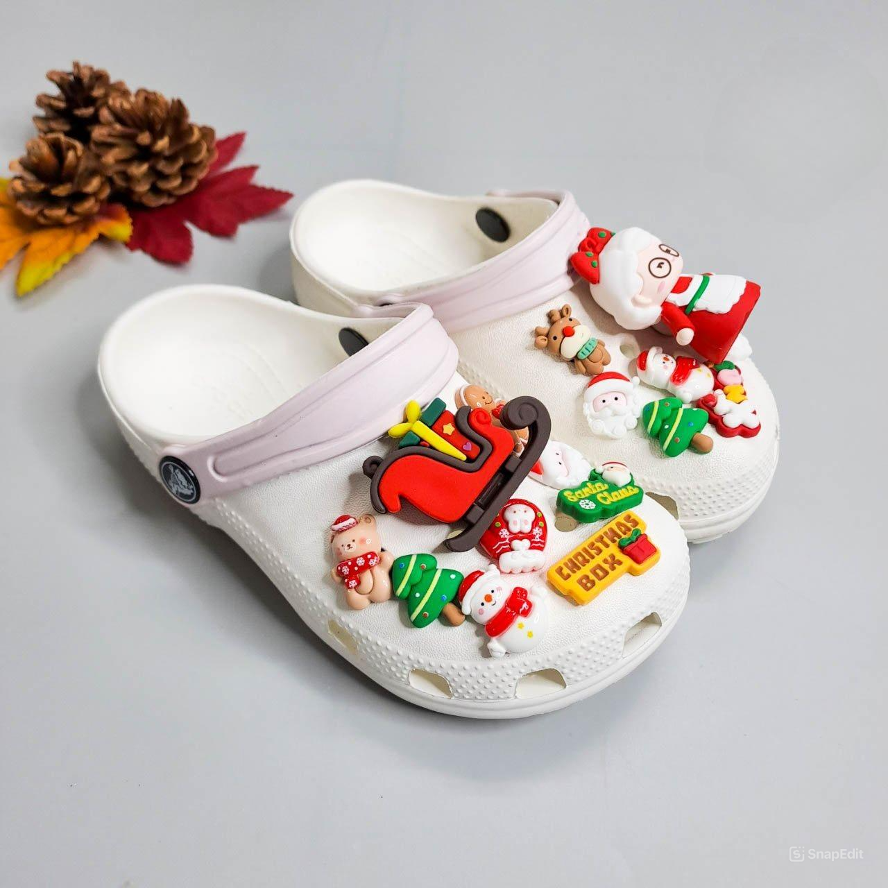  Set Jibbitz charms sticker 3D xịn noel, giáng sinh gắn dép 